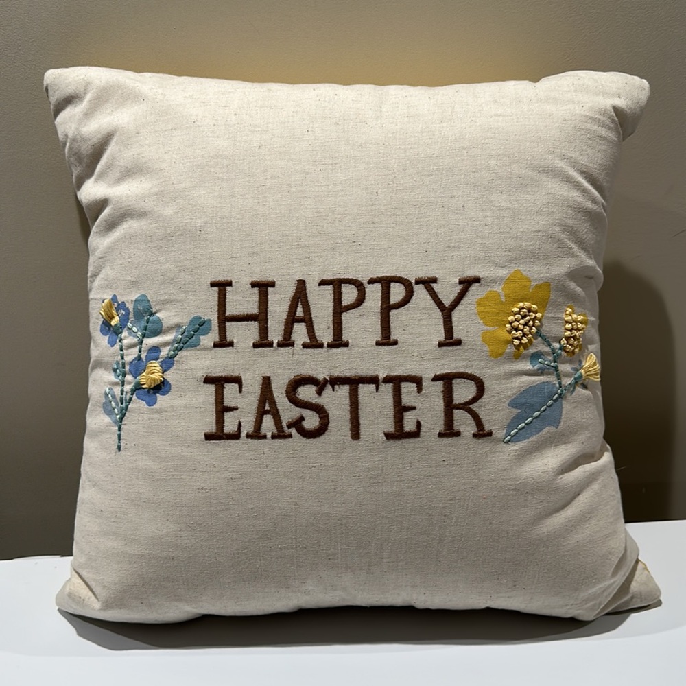 COPY - 🌸NEW 🐣 Easter  THRESHOLD Decorative Pillow 18in x 18in. - Picture 4 of 15